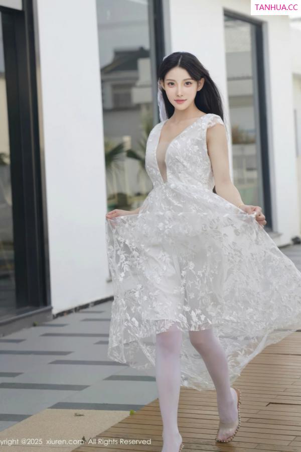   [XiuRen]高清写真图 2025.08.18 No.10661 梨霜儿 白色婚纱第63张图片